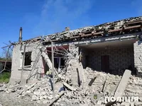рф за добу вдарила понад 2 тисячі разів по Донеччині: пошкоджені будинки, об’єкт інфраструктури та ЛЕП