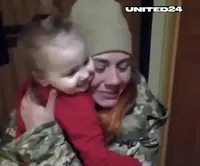 "Надихають і дають сили боротися заради майбутнього": Зеленський привітав українок з Днем матері