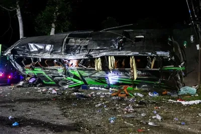 В Индонезии автобус с учениками попал в ДТП: по меньшей мере 11 человек погибли
