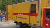 В Киеве на ул. Антоновича частично восстановлено движение транспорта после повреждения тепломагистрали - КГГА