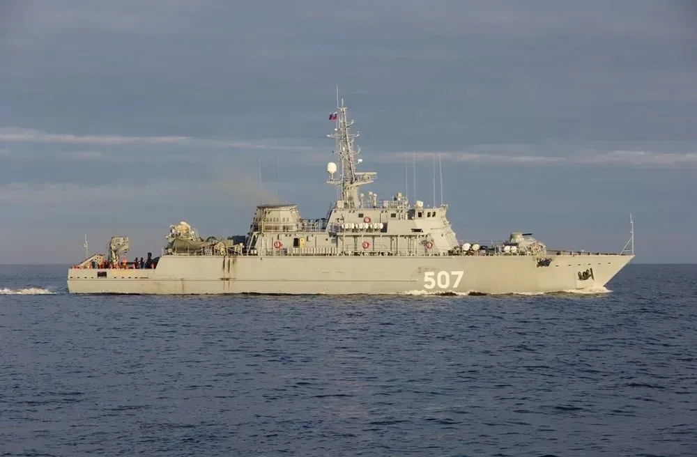 The invaders transferred two more ships from Sevastopol to Novorossiysk