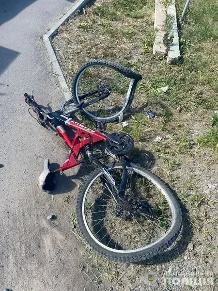 a-12-year-old-child-on-a-bicycle-was-hit-to-death-by-a-car-in-vinnytsia-region