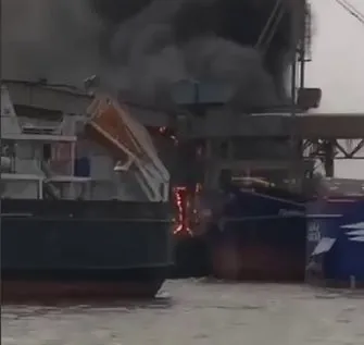 Fire breaks out in Russian port: grain terminal burns