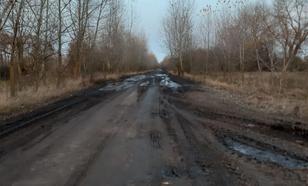the-ukrainian-dairy-company-does-not-consider-itself-guilty-of-destroying-the-road-that-was-used-by-an-ambulance-to-bring-an-elderly-woman-to-the-hospital
