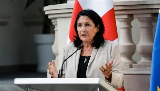 prezydentka-hruzii-zaklykaie-hromadian-do-referendumu-shchodo-zakonu-pro-inoahentiv