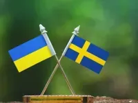 Airplanes, missiles, armored personnel carriers and more: Sweden announces its largest aid package to Ukraine