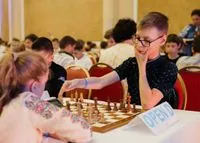Исторический рекорд: на Днепропетровщине состоялась самая массовая партия в шахматы