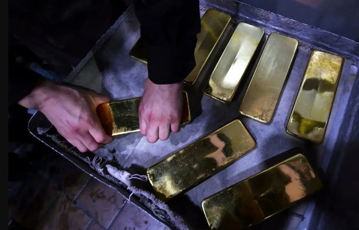 Золото на десятки миллиардов долларов незаконно ввозится в ОАЭ - отчет Swissaid
