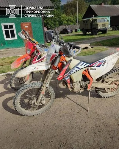 Czech bikers illegally crossed the Ukrainian border: how and why
