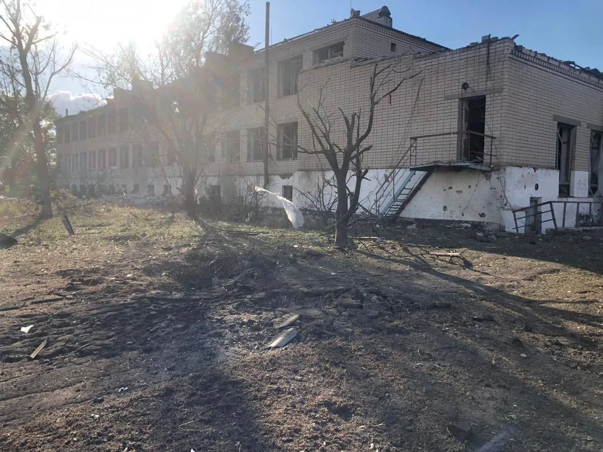 Invaders launched an airstrike on Kherson region: a school was damaged