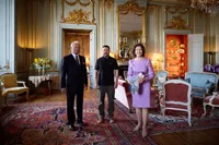 The first hour of the visit to Sweden Zelensky gave an audience to King Carl XVI Gustaf