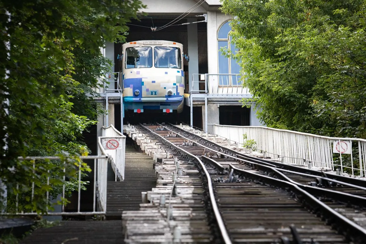 Funicular in Kyiv stopped due to lack of voltage