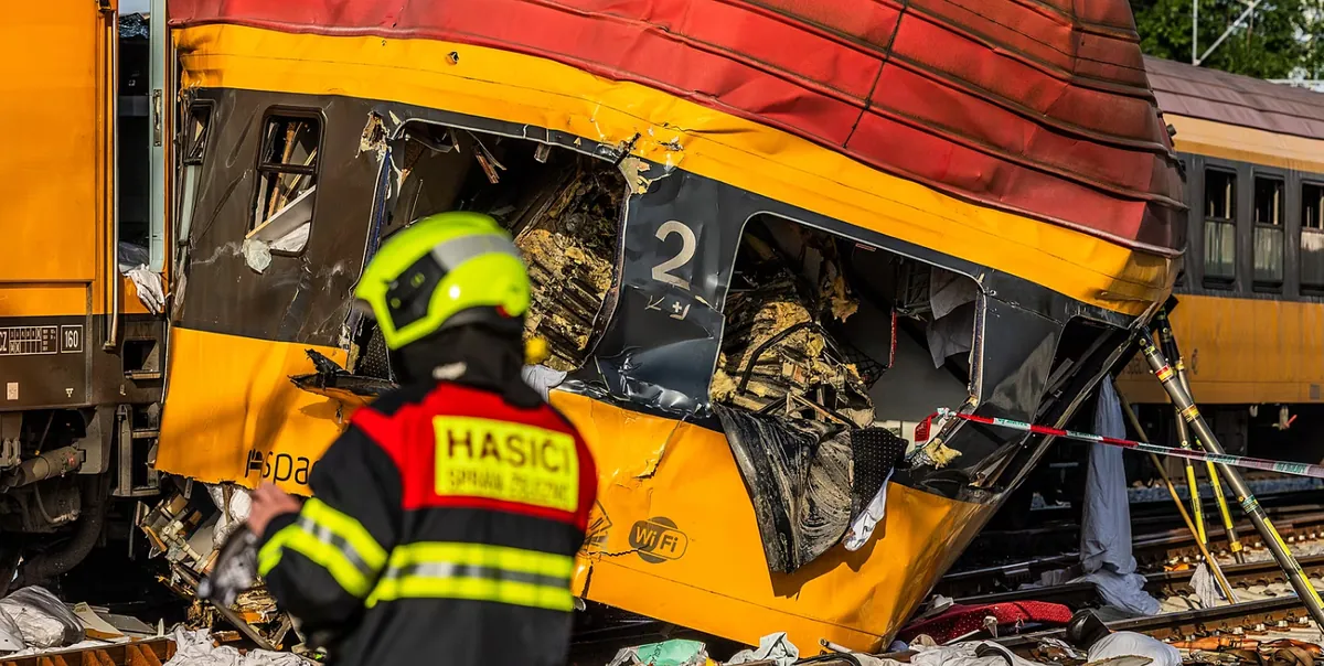 Двое украинцев стали жертвами столкновения поездов в Чехии - МИД