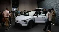 Volvo відкликає 72 тисячі нових електрокарів