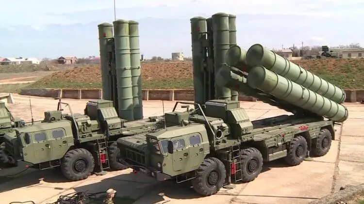 defense-forces-hit-carriers-of-s-300-and-s-400-complexes-on-the-territory-of-the-russian-federation-with-western-weapons-ministry-of-defense