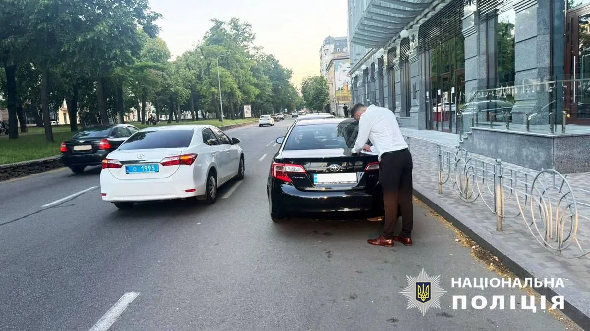 the-police-detained-a-drunk-driver-after-he-tried-to-escape-from-the-scene-of-an-accident-in-the-kiev-region