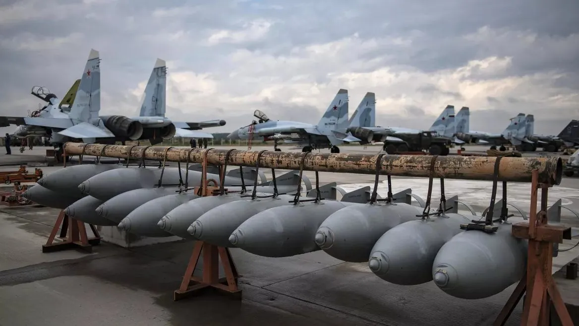 За текущие сутки россия применила 135 авиационных управляемых бомб - Зеленский