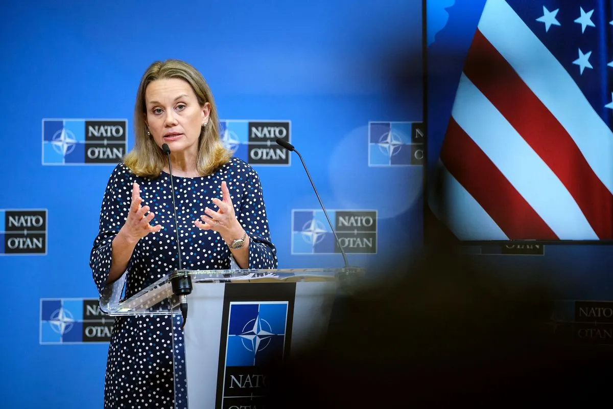 Посол США пояснила слова Байдена про мир в Україні та членство в НАТО