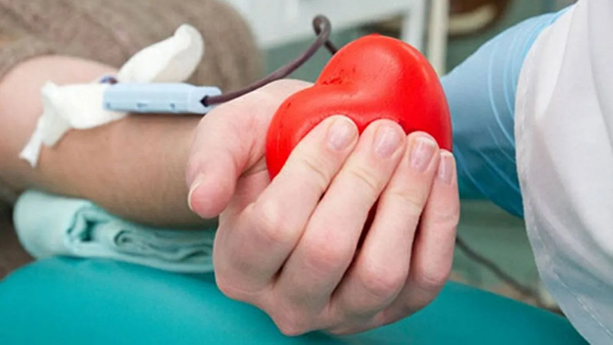 14 июня: Всемирный день донора крови, Международный день блогера