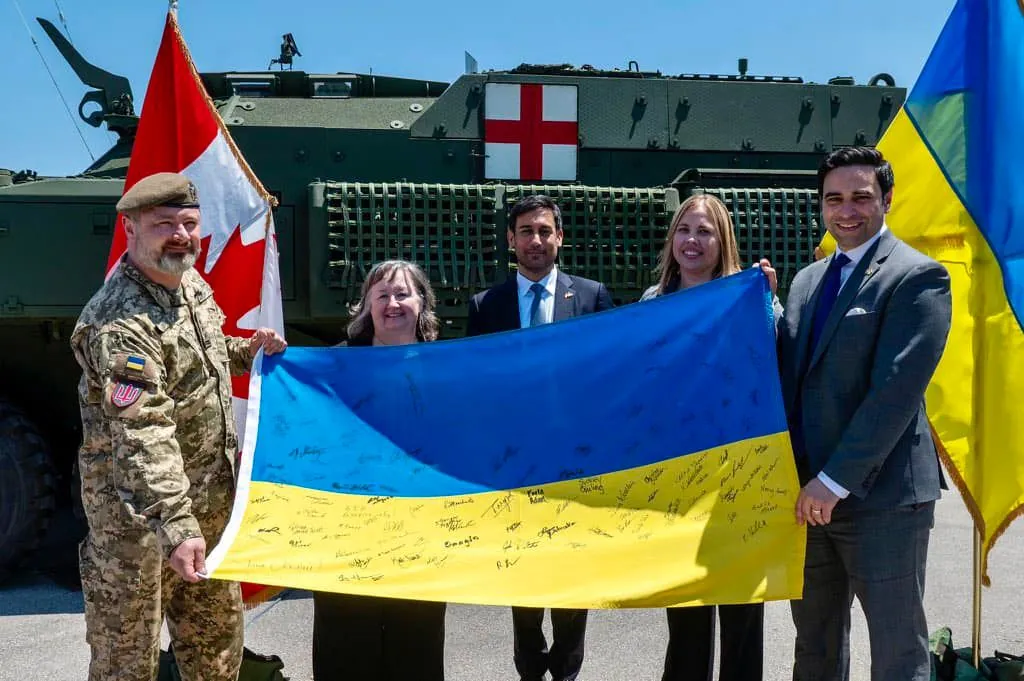 Канада відправить в Україну близько 2000 знятих з експлуатації ракетних двигунів CRV7