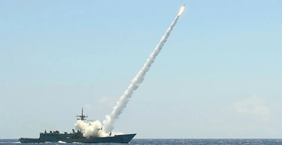 У Чорному та Азовському морях росіяни утримують 4 ракетоносії