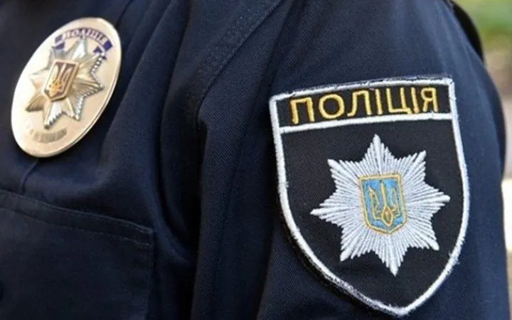 Woman's body found on Kyiv-Odesa highway near truck bin: what is known