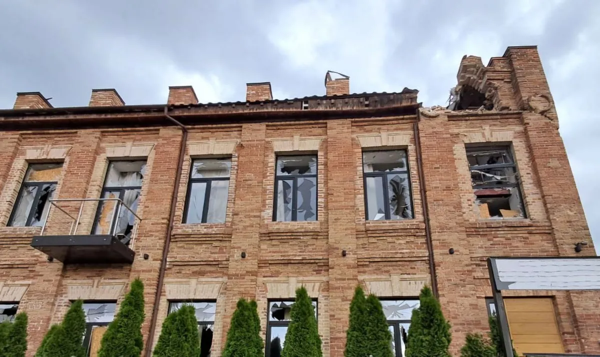 Враг почти полтора десятка раз обстрелял Днепропетровскую область: поврежден отель