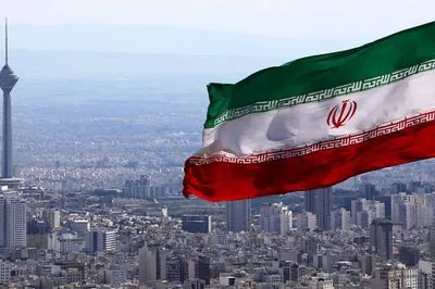 Iran urges G7 to abandon "destructive policies" on nuclear program