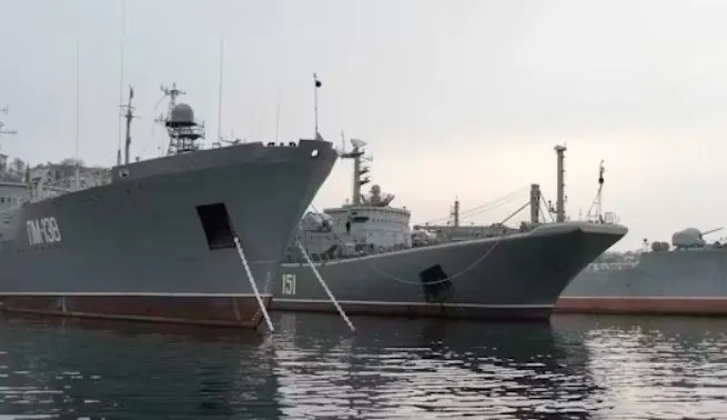 рф до сих пор не может себе позволить находиться в Черном море надводными кораблями - Плетенчук