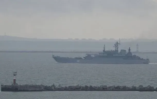 В Азовском море ударная группировка врага находится на учениях - ВМС ВСУ