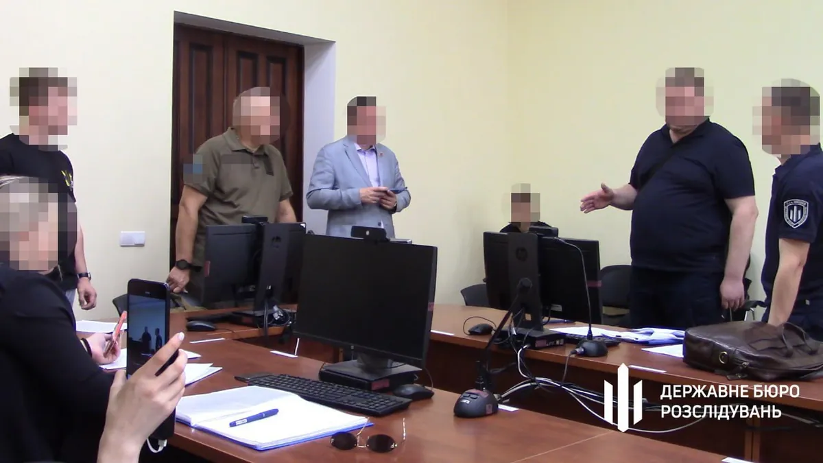 Involved soldiers in the construction of a mansion: court sets UAH 2 million bail for the commander of the territorial defense force "South"