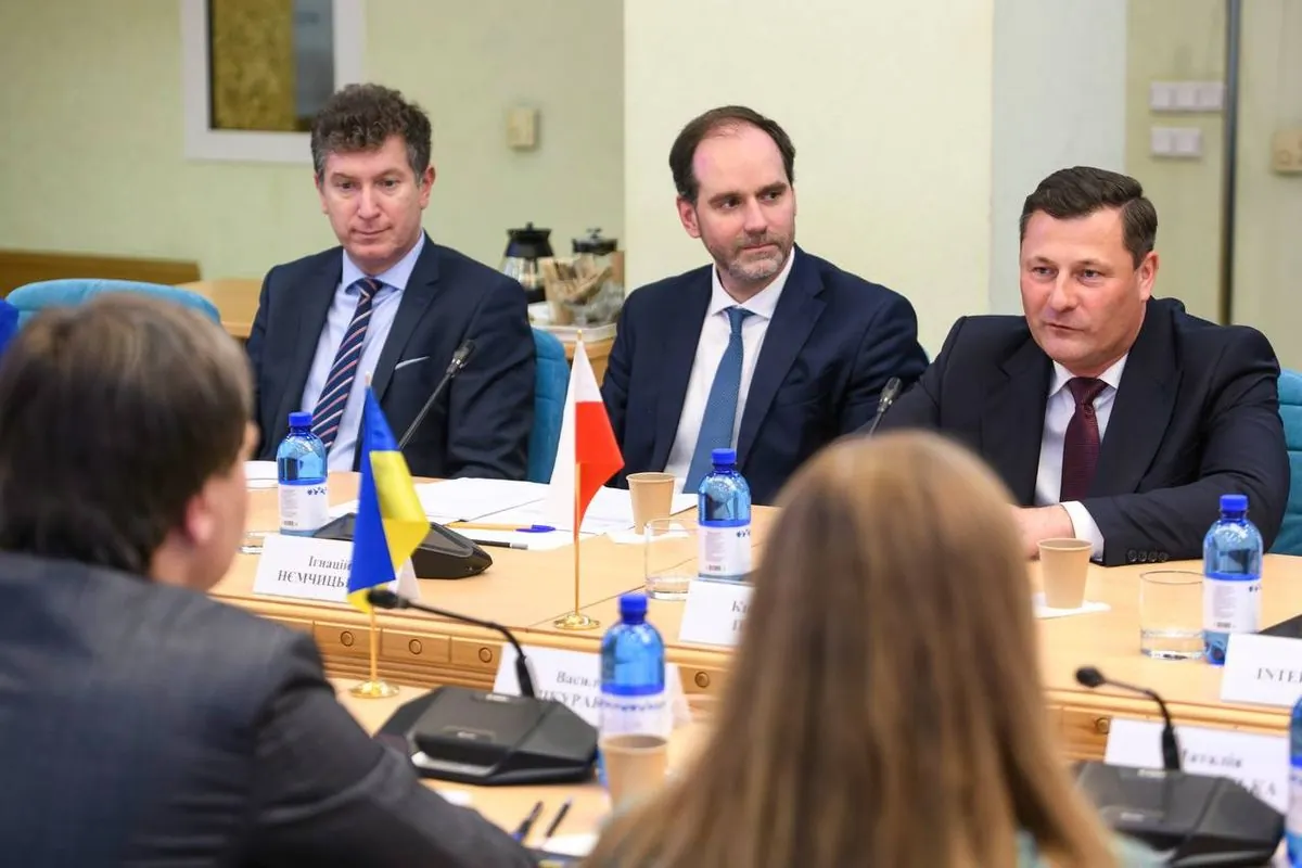 Україна провела переговори з Польщею на рівні міністрів: ішлося про євроінтеграцію та відновлення