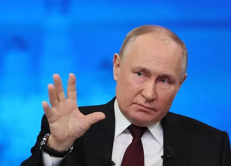 Putin threatens South Korea over possible arms supplies to Ukraine