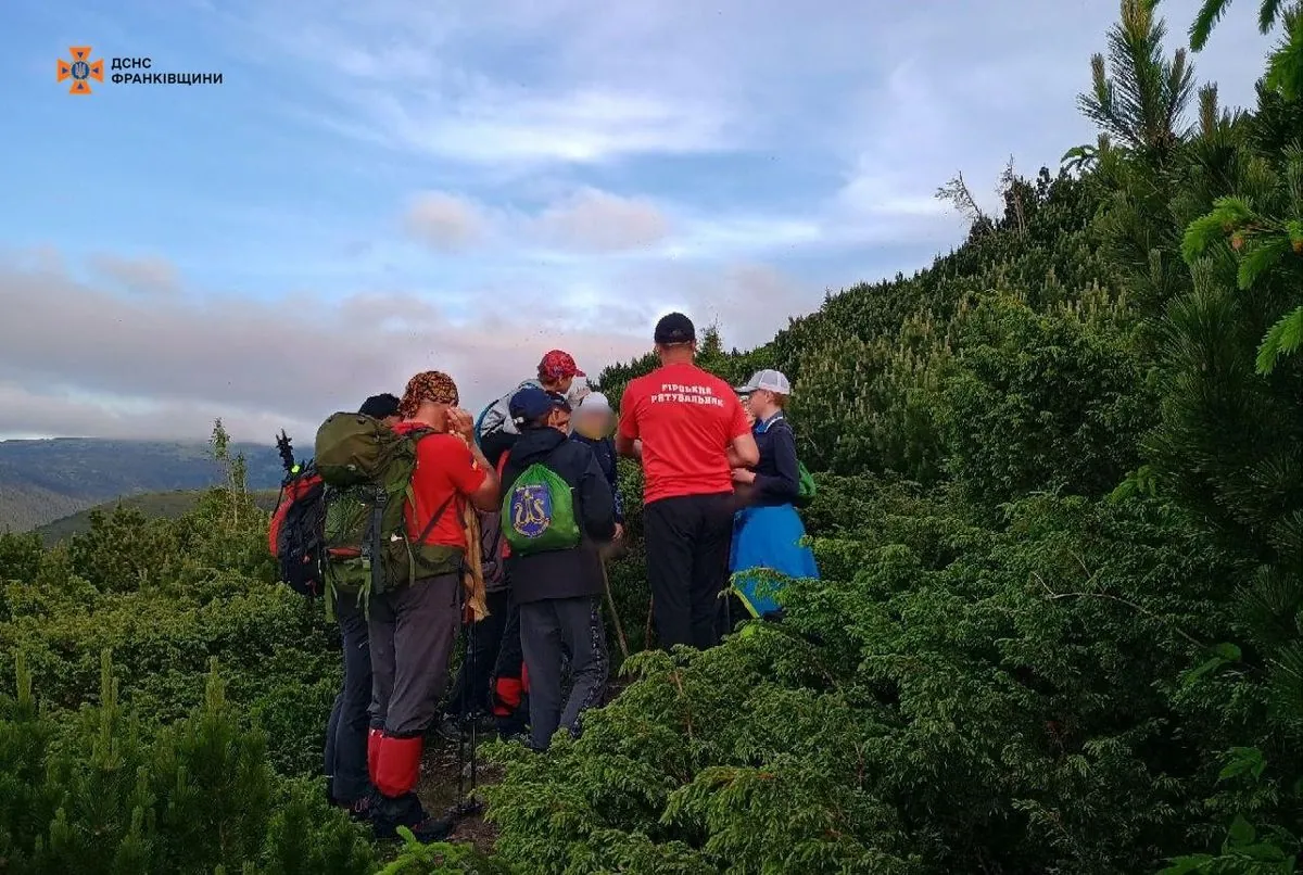 Seven children got lost during the descent from Hoverla