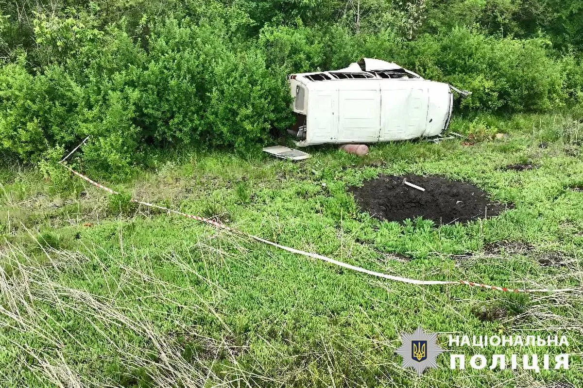 Sappers spent three days clearing mines on the way to a car with a dead man in Kharkiv region