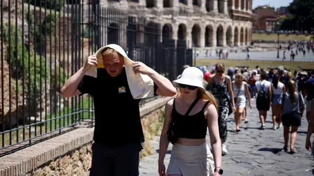 Южная Европа готовится к африканской жаре: может быть более 48 градусов
