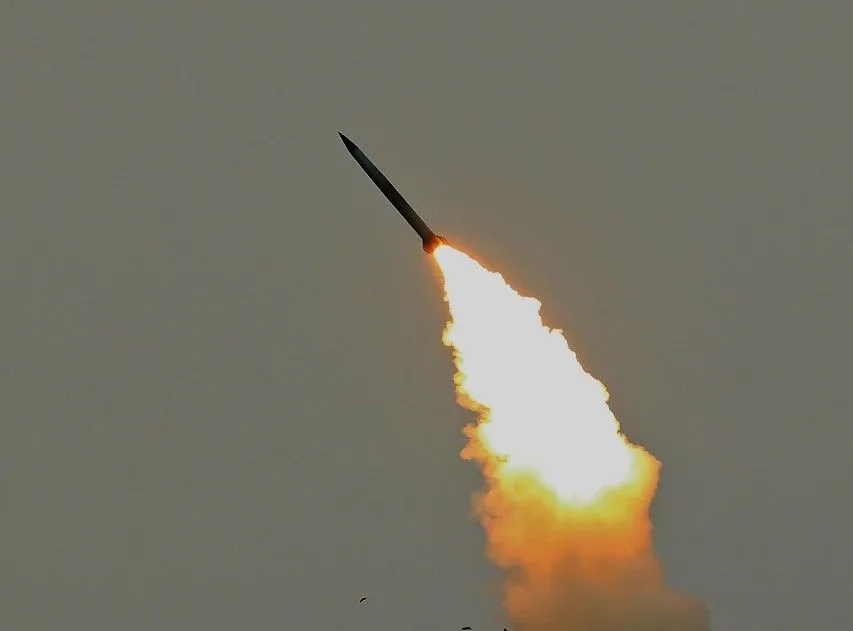 air-defense-forces-in-the-west-destroyed-7-cruise-missiles-and-8-shahed-missiles-at-night