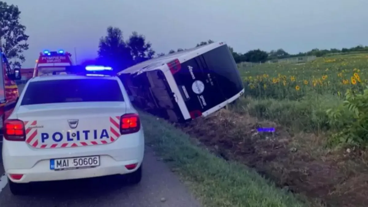 Автобус с 50 украинцами попал в аварию в Румынии: пострадали 9 граждан