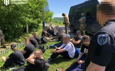 Намагались переправити сотню ухилянтів через кордон: на Одещині затримані організатори 