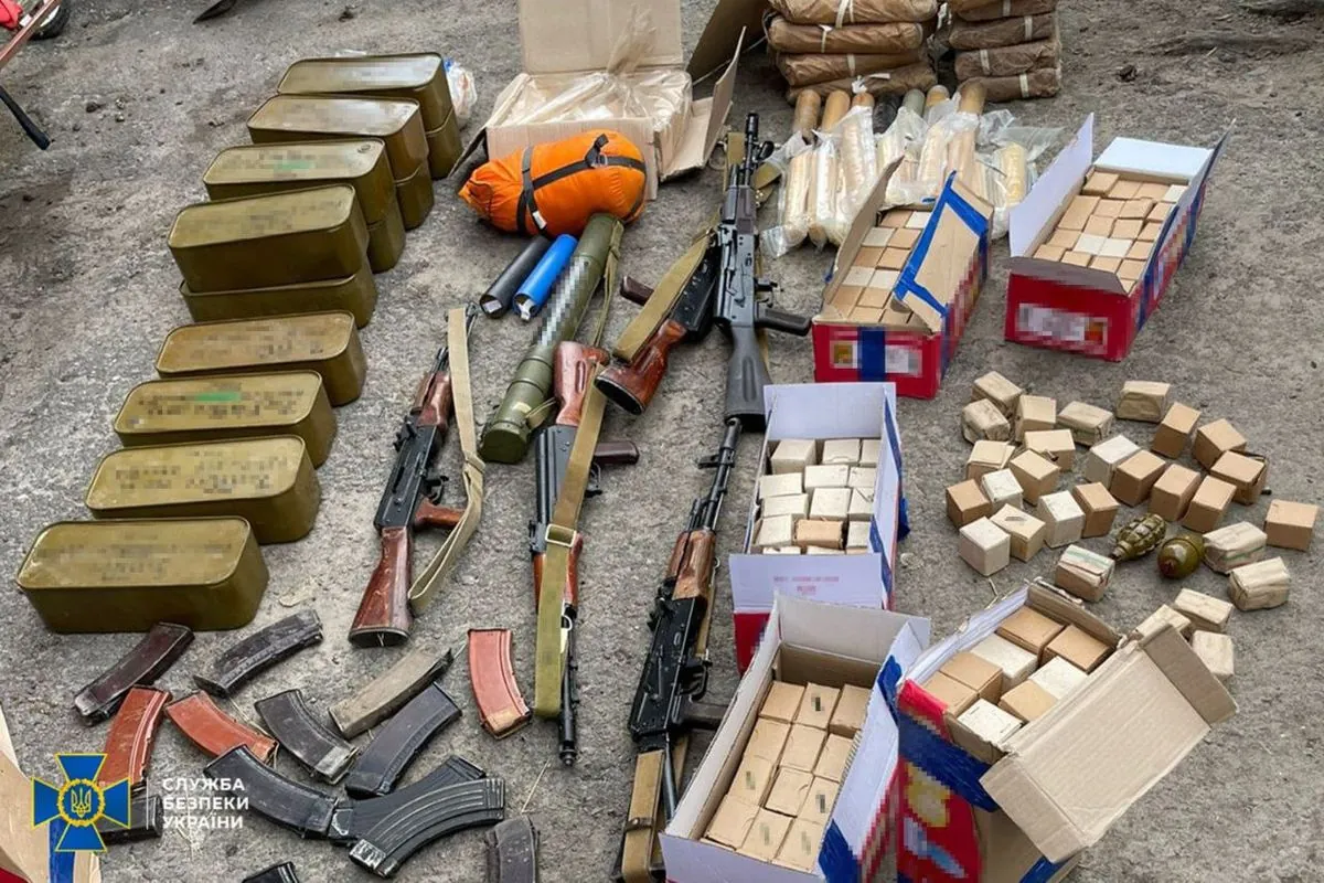 Grenades, assault rifles and thousands of rounds of ammunition: traffickers of trophy weapons exposed in three regions of Ukraine