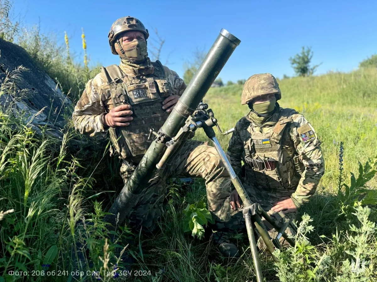 Генштаб: враг штурмует возле Волчанска, нарастил интенсивность на Северском направлении, пытается прорваться из района Очеретино