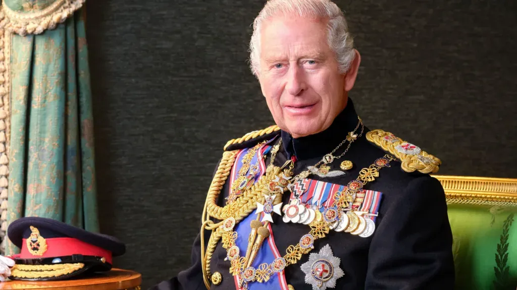 До Дня збройних сил у Британії представили новий портрет короля Чарльза III