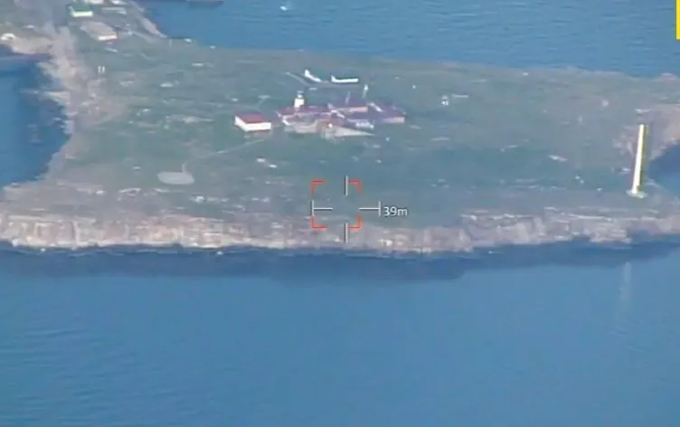 The second anniversary of the liberation of Zmiinyi Island: SBU shows unique footage of SBU servicemen