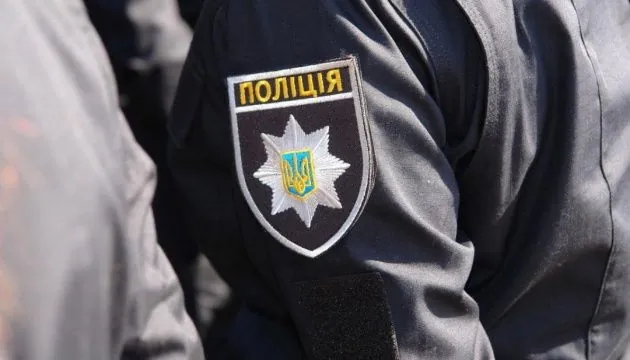 Гостя намагалась зібрати та розібрати автомат: в Одесі від кульових поранень загинув військовий