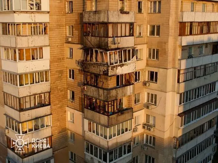russian-attack-on-obolon-residents-of-30-out-of-84-apartments-reported-damage-to-their-homes