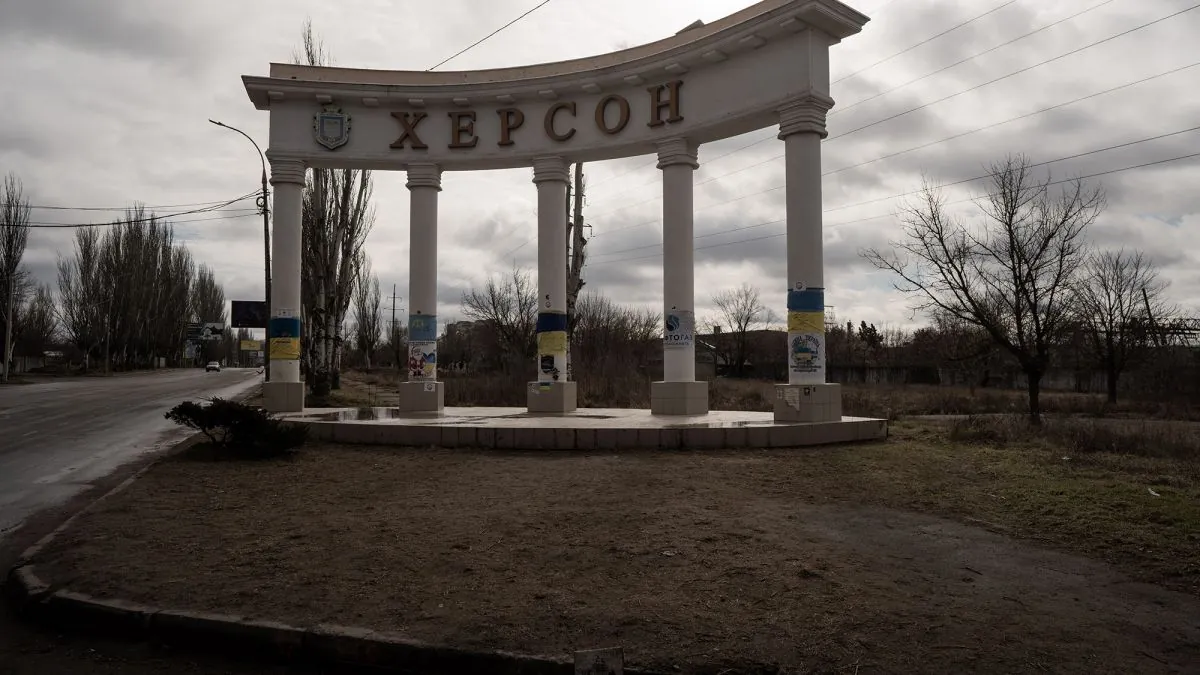 in-kherson-russian-shelling-damaged-a-sewer-collector