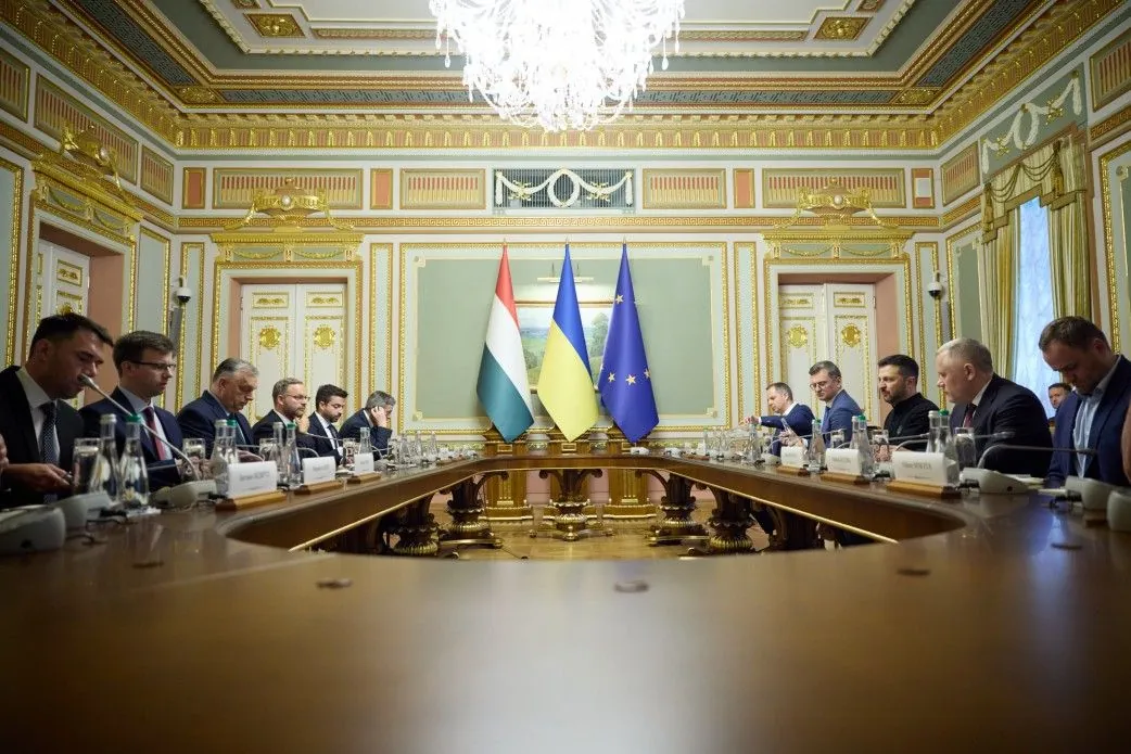 Zelensky and Orban discuss opening of the first Ukrainian school in Hungary