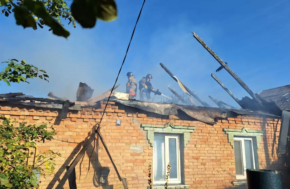The enemy attacked Nikopol with a drone and artillery, causing destruction and injuries