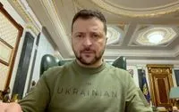 Фронтовая ситуация и новые пакеты помощи: Зеленский поговорил с Сырским и Умеровым