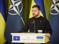 Зеленский рассказал, обсуждается ли вступление Украины в НАТО по "немецкой модели"